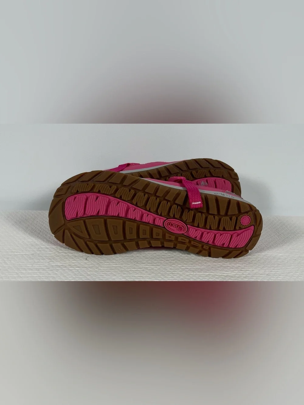 Chaco Pink and Gray Girls Kids' Sport Sandal Size 5 Nwot